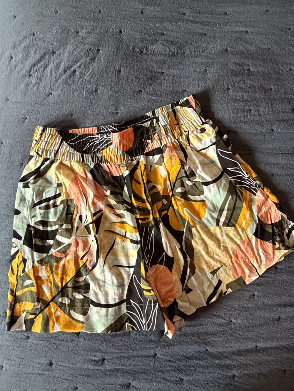 Women's Tropical Print Elastic-Waist Shorts - Multicolor
